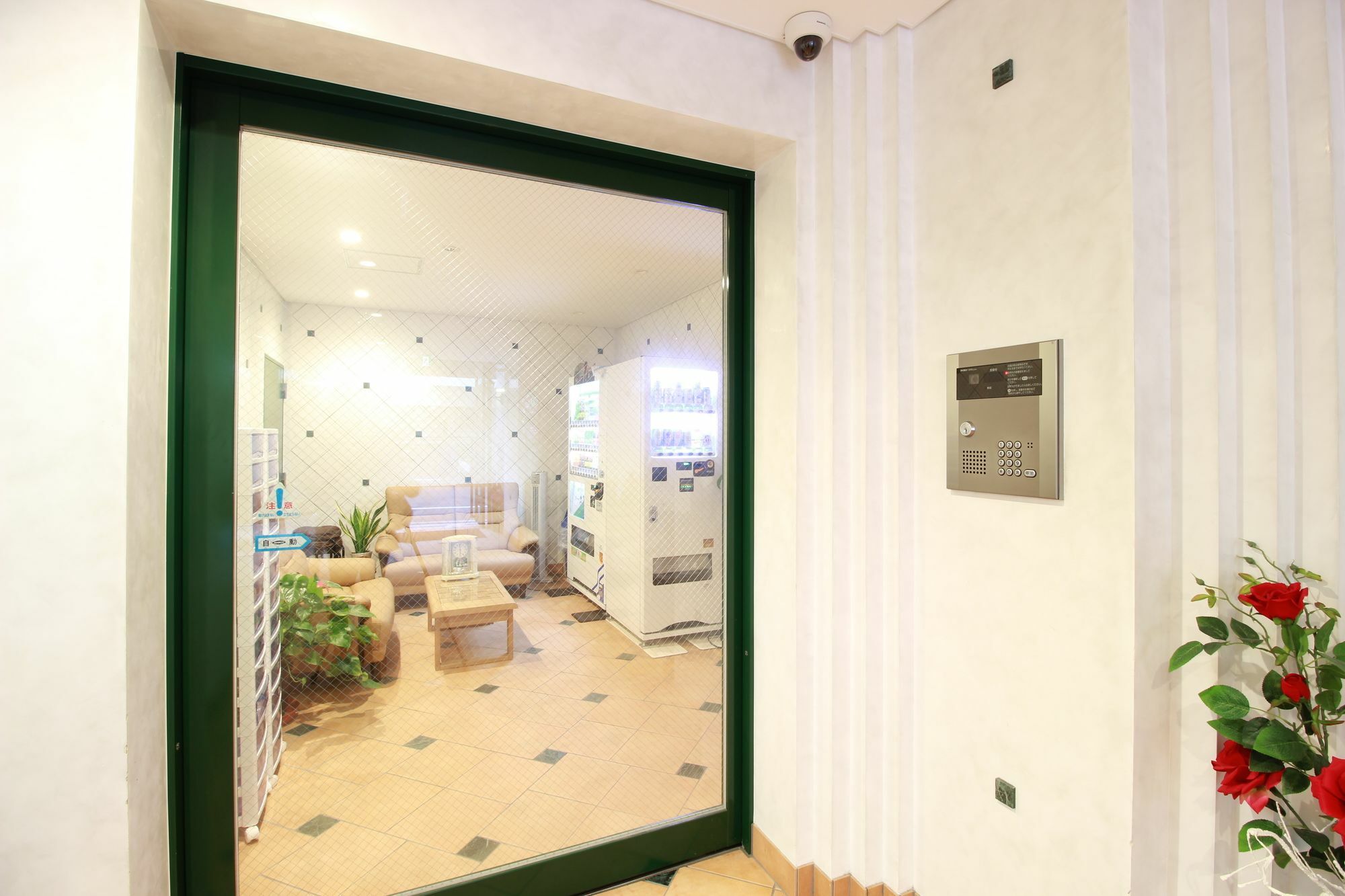 Patio Kyobashi Apartment Osaka Exterior photo