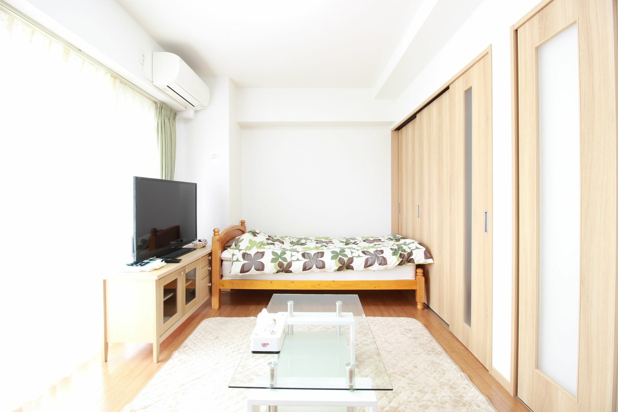 Patio Kyobashi Apartment Osaka Exterior photo