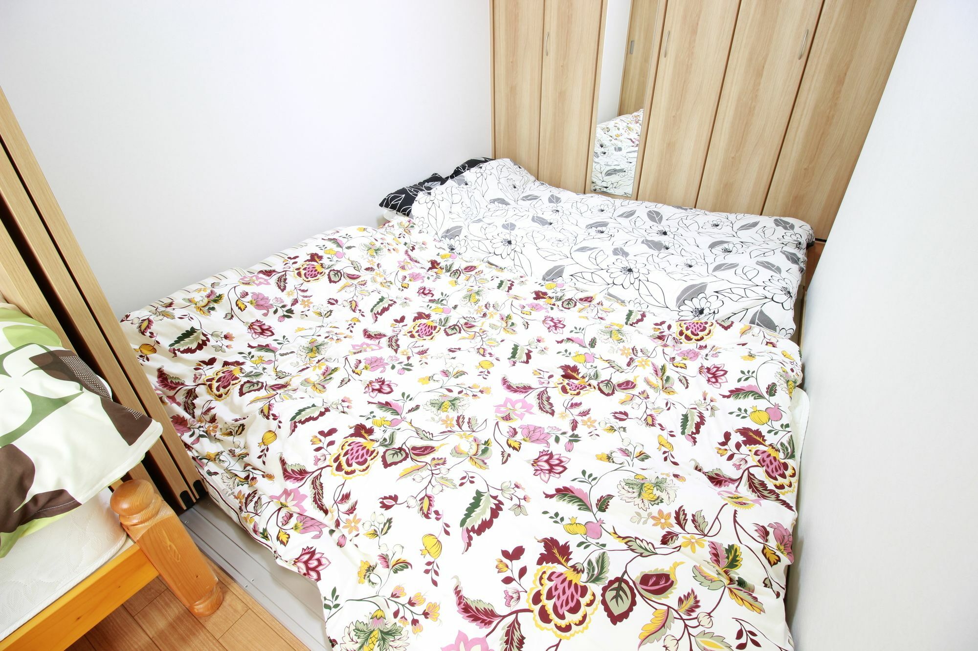 Patio Kyobashi Apartment Osaka Exterior photo