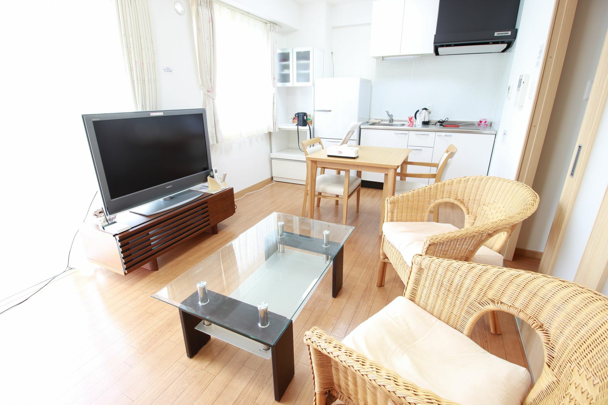 Patio Kyobashi Apartment Osaka Exterior photo